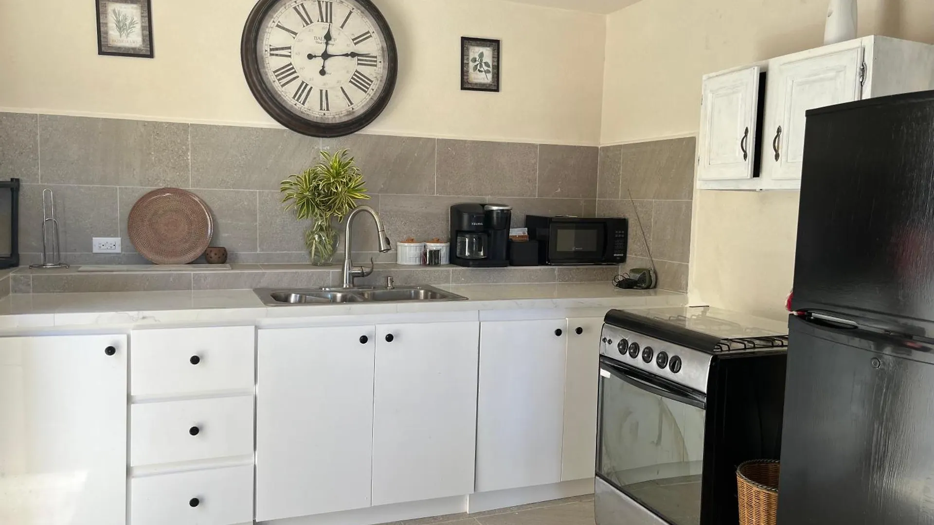 Abbe Garden Hideaway Apartment Saint Philip